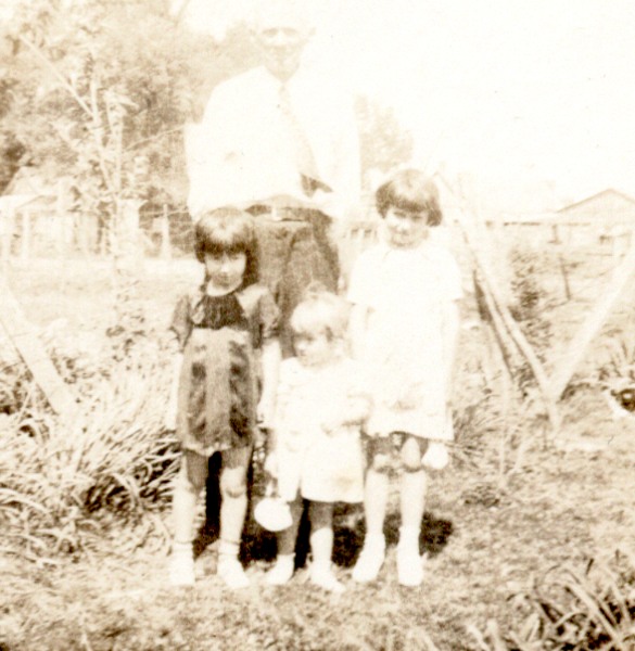 Jim Woosley, Nancy Woosley, Elza Louise Wilson, Linda Mae Wilson
