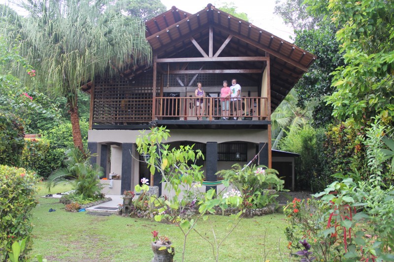 Beachfront house at Punta Uva Beach on the east coast
Suzanne - Diane - Charlie
