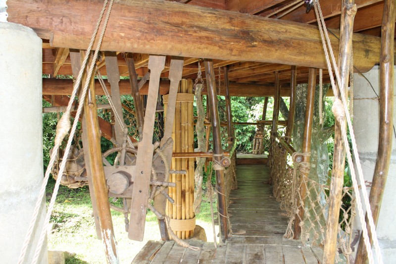 Draw Bridge
Hatilla  "Tree house"
