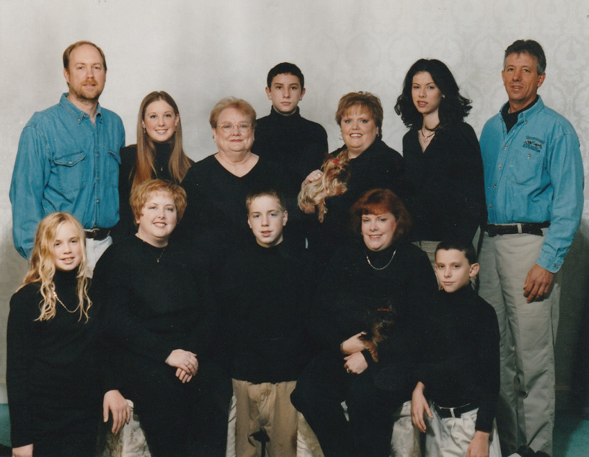 Stenkenburg
Back row left to right  David Stenkenburg, Erin Stenkenburg, Frances Frazier, David Steckel, Leslee Frazier, Lauren Steckel, Marc Steckel. 1st row Brittany Sterkenburg, Lisa Sterkenburg, Tommy Sterkenburg,Leigh Steckel,Brandon Steckel
