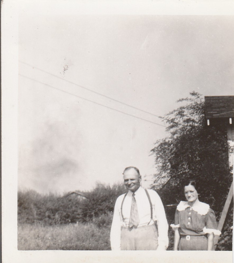 Old Unidentified McClanahan
