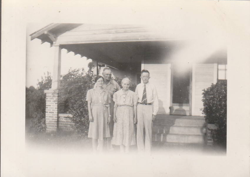Old Unidentified McClanahan
