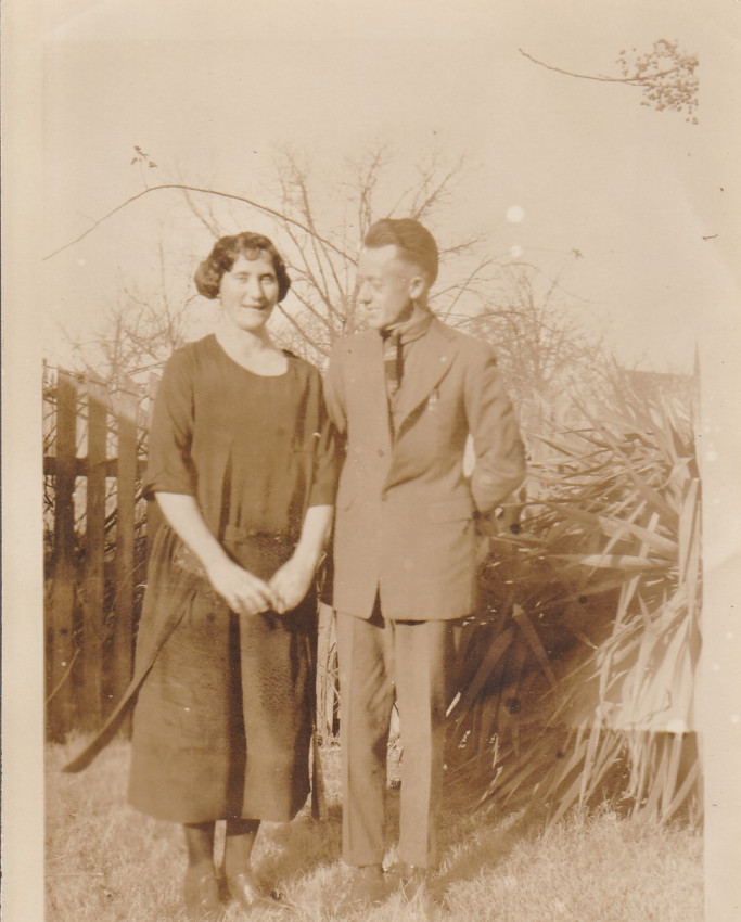 Old Unidentified McClanahan
