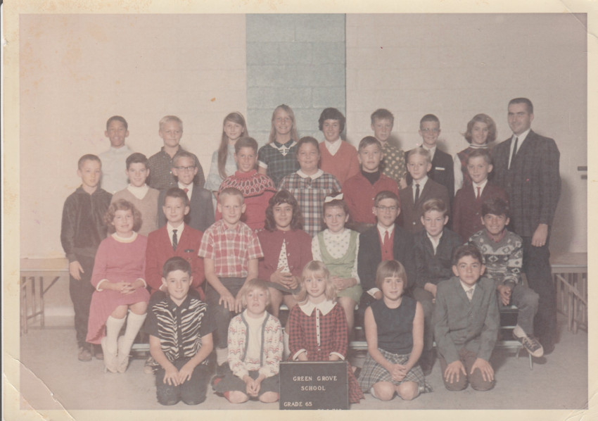 Mrs Sutton Class of 66-67 Glen Grove School
Charlie 2ed row 2ed from left
