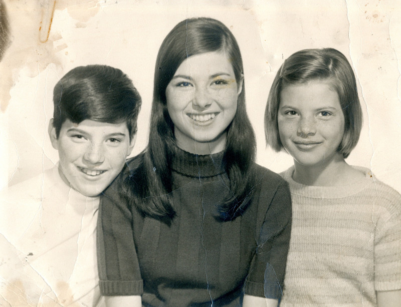 Charlie Tudor, Eddie Lou Tudor, Elizabeth Tudor
