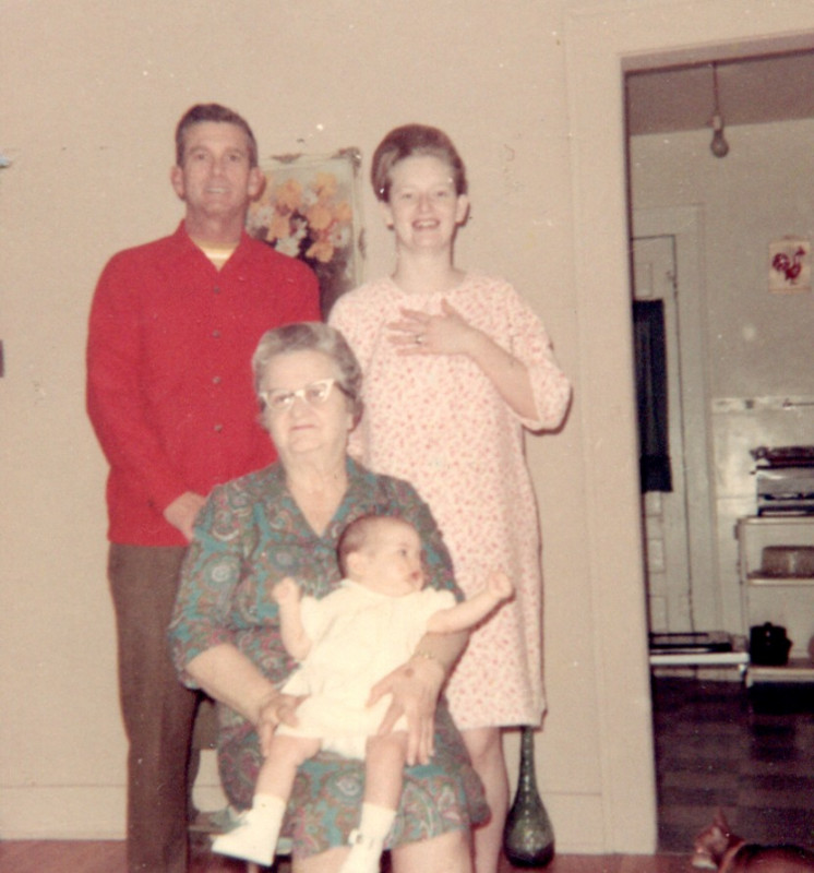 Joe Tom Mizell, Elza Mizell, Linda Jo Free (joe Tom's girl), Carla Jo Free born Oct 14, 1967
