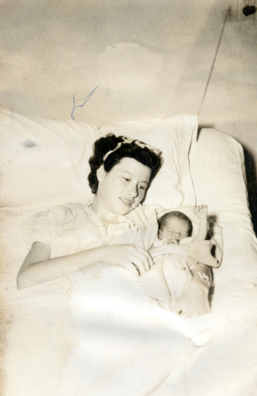 Elza Louise Tudor, Eddie Lou Tudor born Sept 13, 1952
Picture taken Sept 15, 1952
