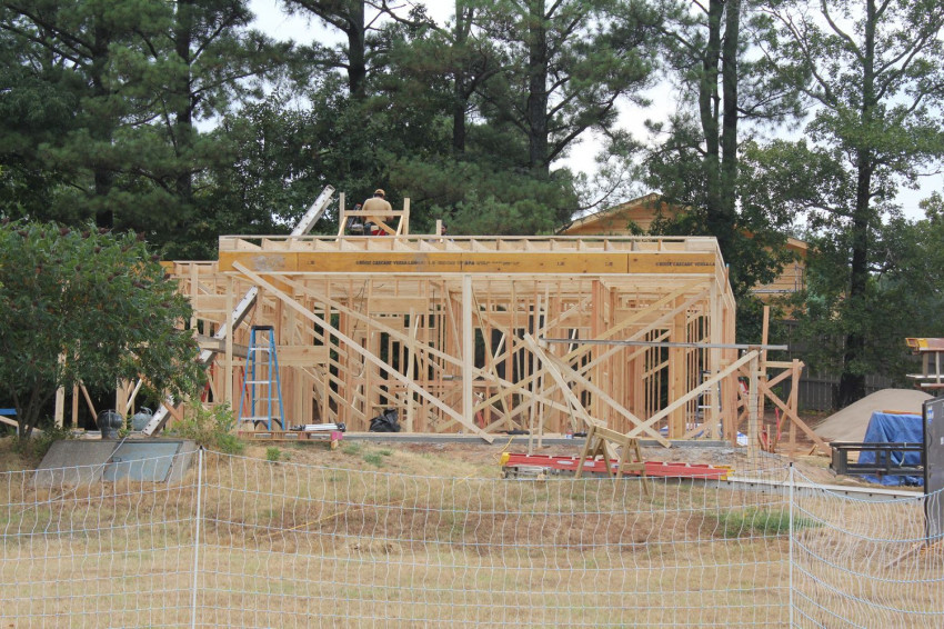 07-28-2022
Getting ready for rafters
