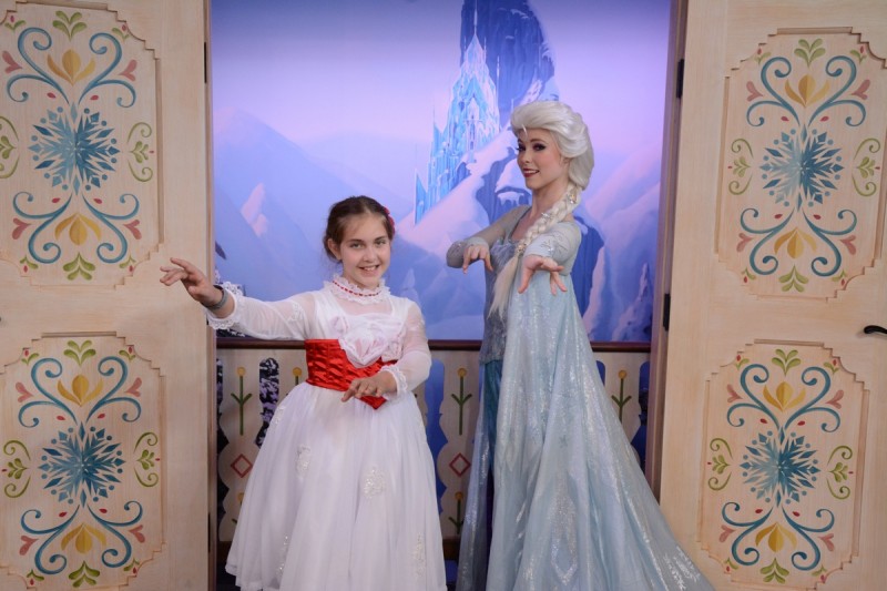 web_EPCOT_FROZENCHARC1_20161031_7846474757.jpeg