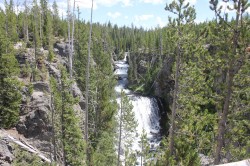 yellowstone_cascade_falls_IMG_2509.JPG