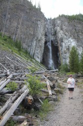 yellowstone_fairy_falls_IMG_2490.JPG