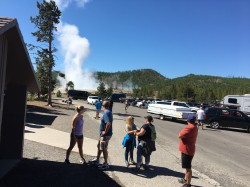 yellowstone_old_faithful_IMG_0115.JPG