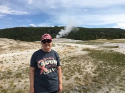yellowstone_old_faithful_IMG_0555.JPG